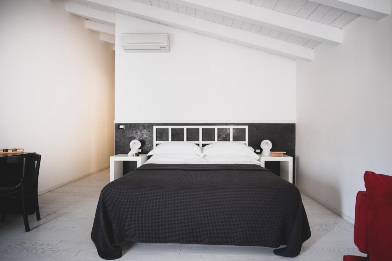 Casa Fola - City Centre Rooms Verona Eksteriør bilde
